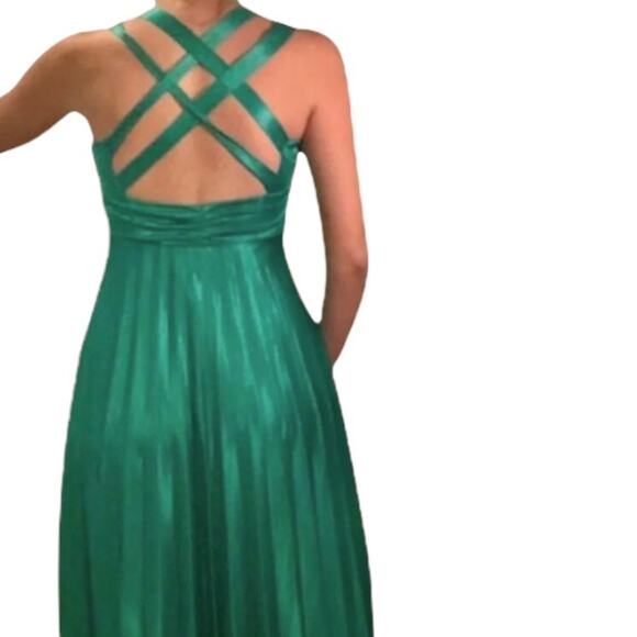 My Michelle Green Satin Sequin Evening St. Patrick's Day Prom Dress Size S/XS - Picture 4 of 15